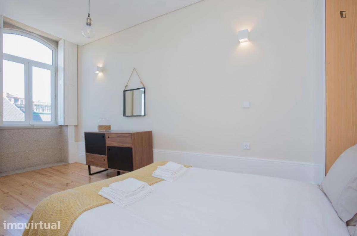 Apartamento com 2 quartos - localizado em Santo Ildefonso Porto - Grande imagem: 3/24