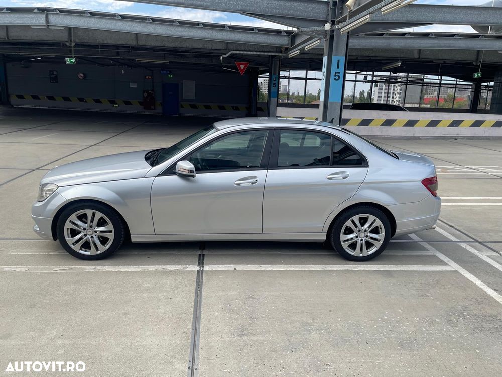 Mercedes-Benz C 200 CDI DPF BlueEFFICIENCY - 9