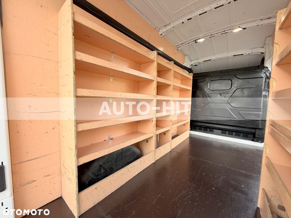 Ford Transit - 17