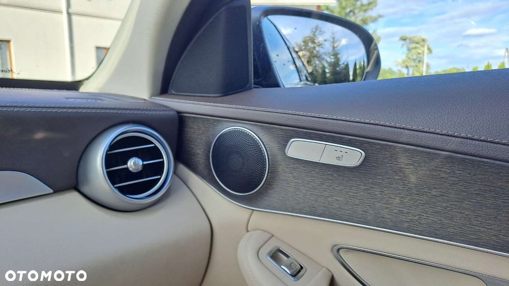 Mercedes-Benz Klasa C 300 d 9G-TRONIC - 14