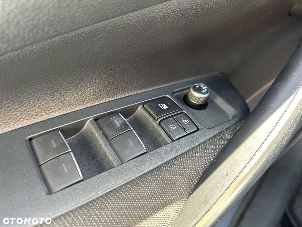 Toyota Corolla 1.8 Hybrid Comfort - 14