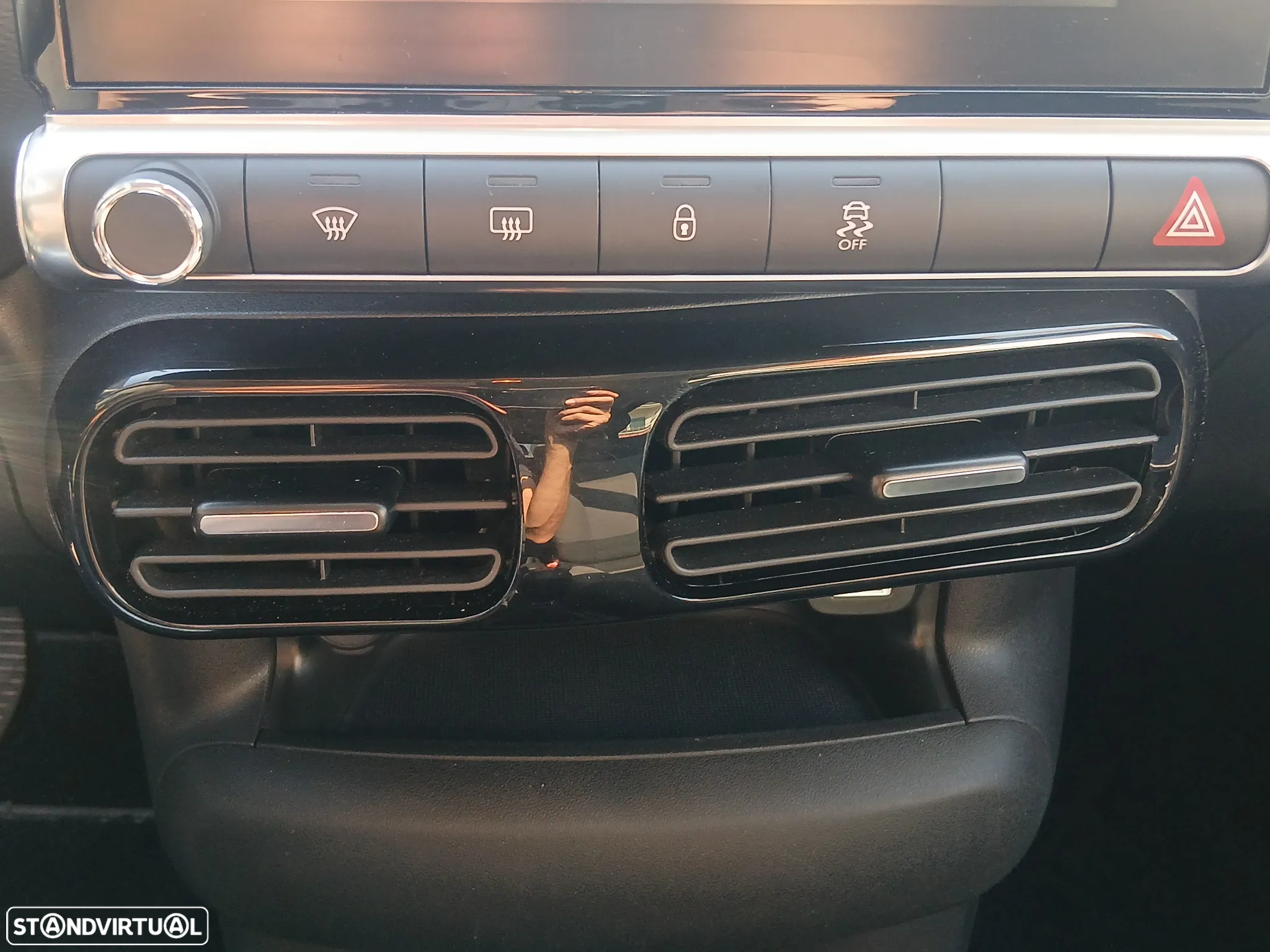Citroën C4 Cactus 1.2 PureTech Shine - 28