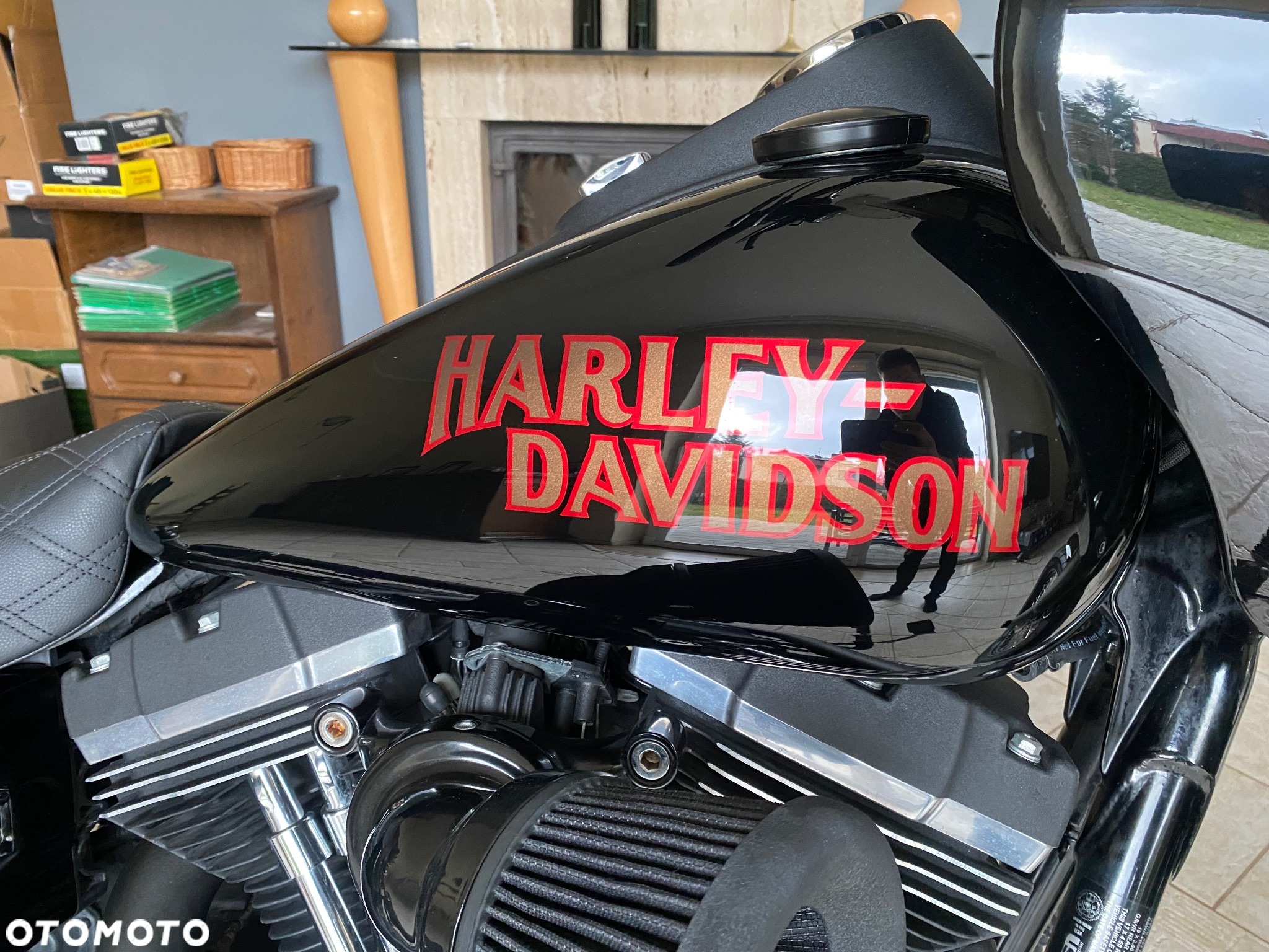Harley-Davidson Dyna Street Bob - 14