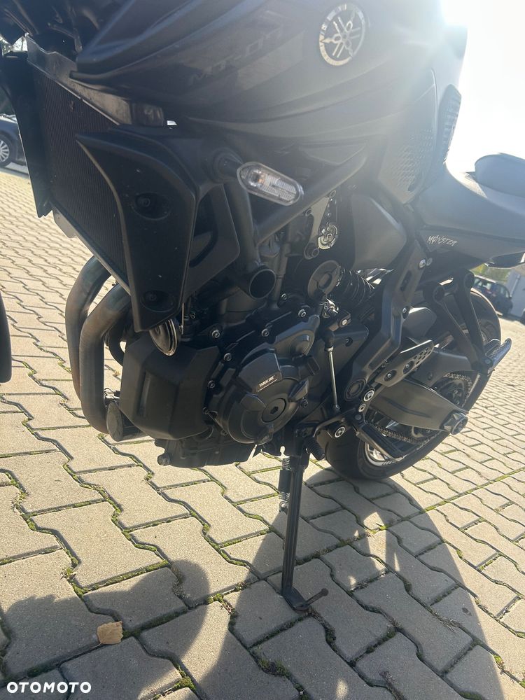 Yamaha MT - 5