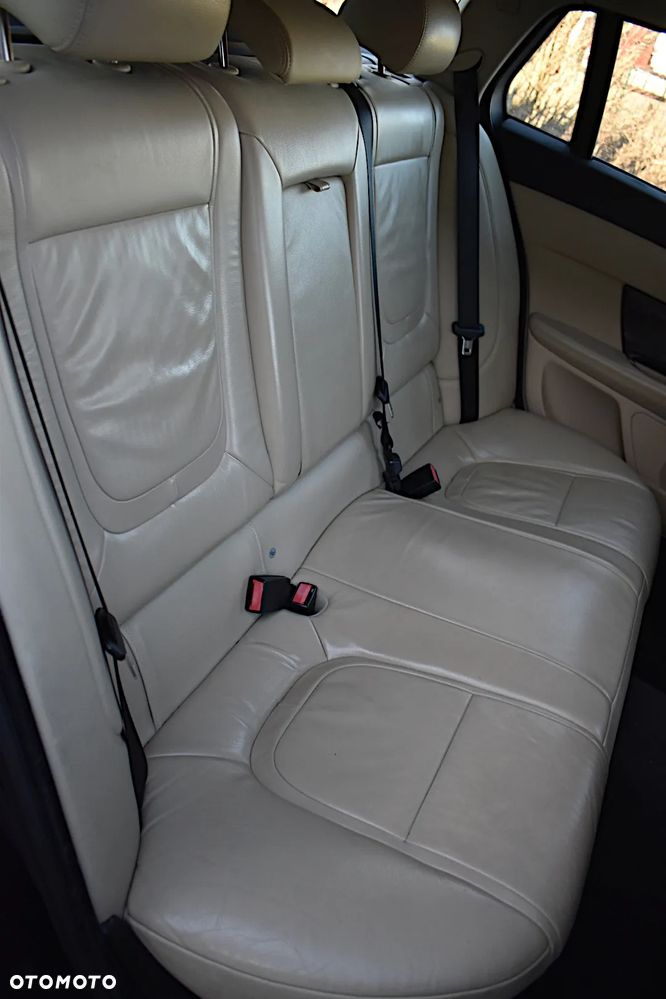 Jaguar XF 2.2 D Premium Luxury - 31