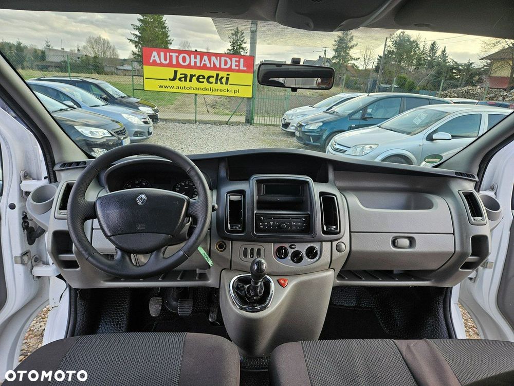 Renault Trafic - 14