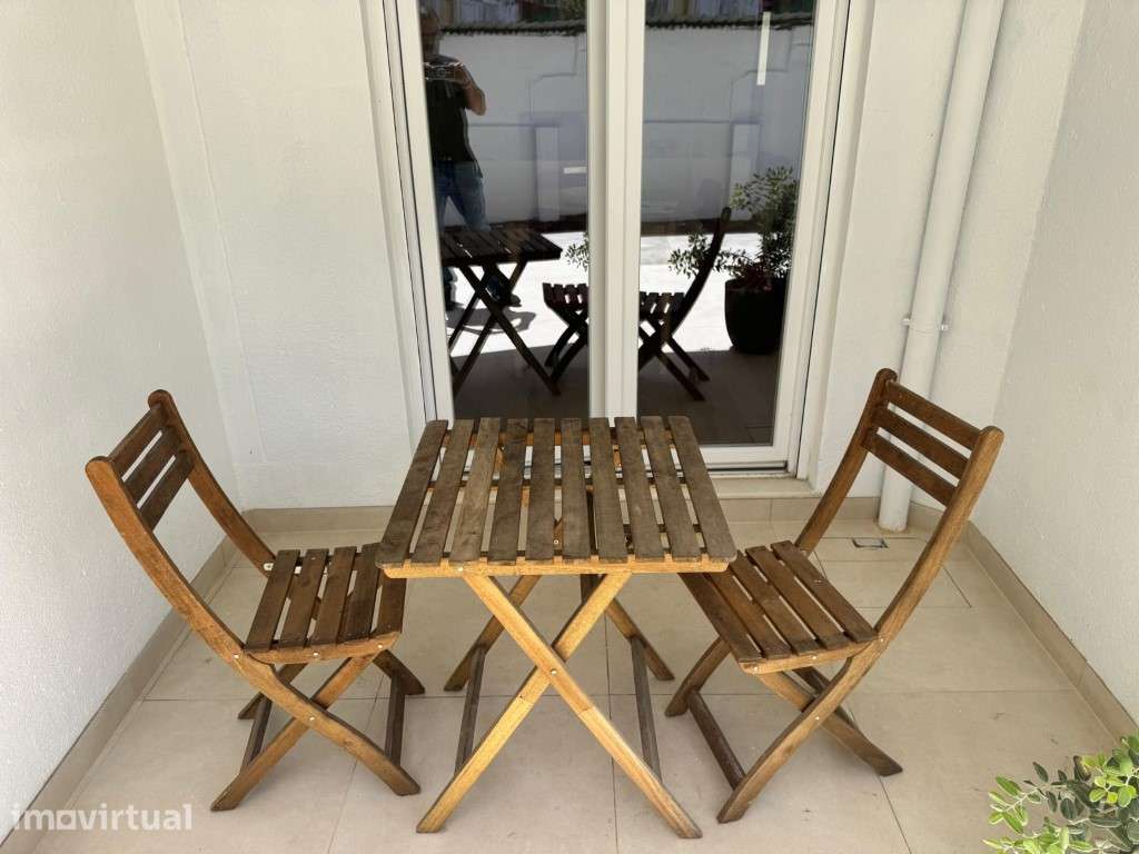 Excelente T2 com logradouro em Queluz! - Grande imagem: 2/16