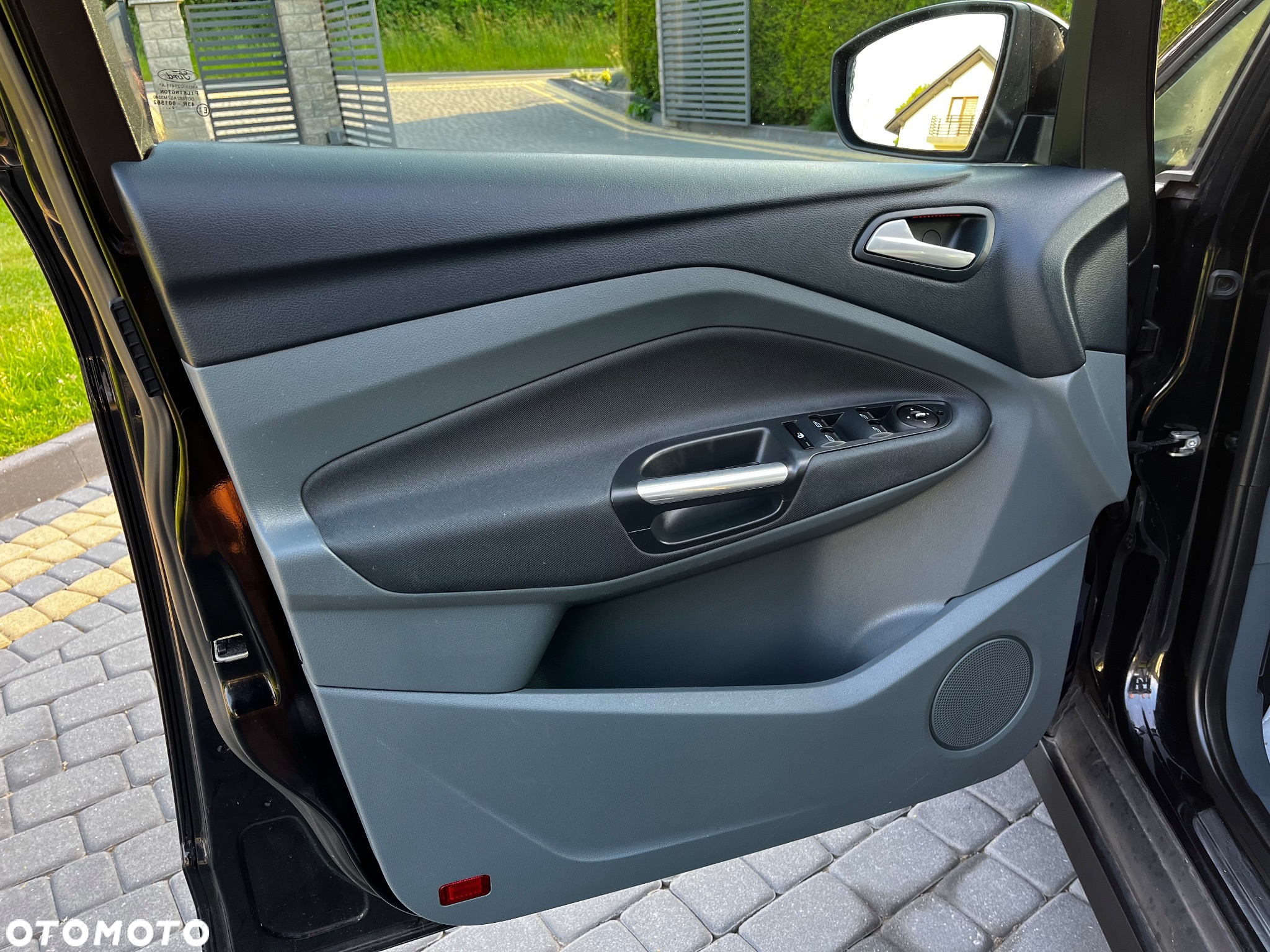 Ford Grand C-MAX - 9