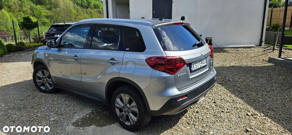 Suzuki Vitara 1.0 Boosterjet Premium 4WD - 3