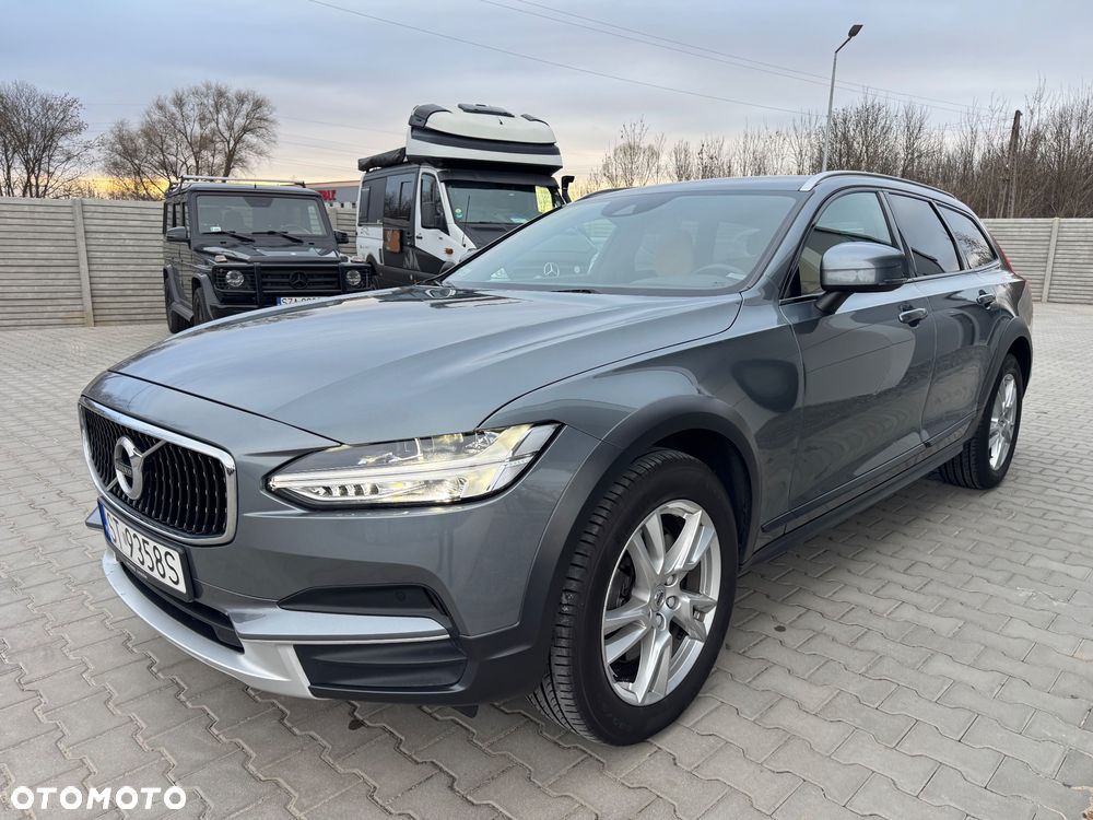 Volvo V90 Cross Country D4 AWD Geartronic Pro - 6