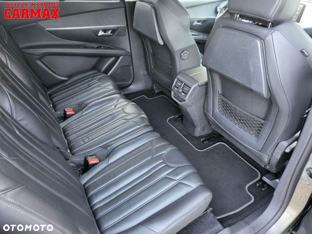 Peugeot 5008 - 29