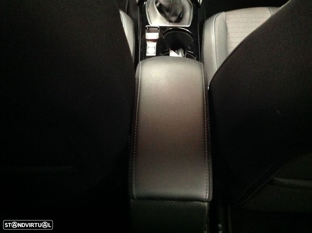 Peugeot 208 1.2 PureTech Allure - 39