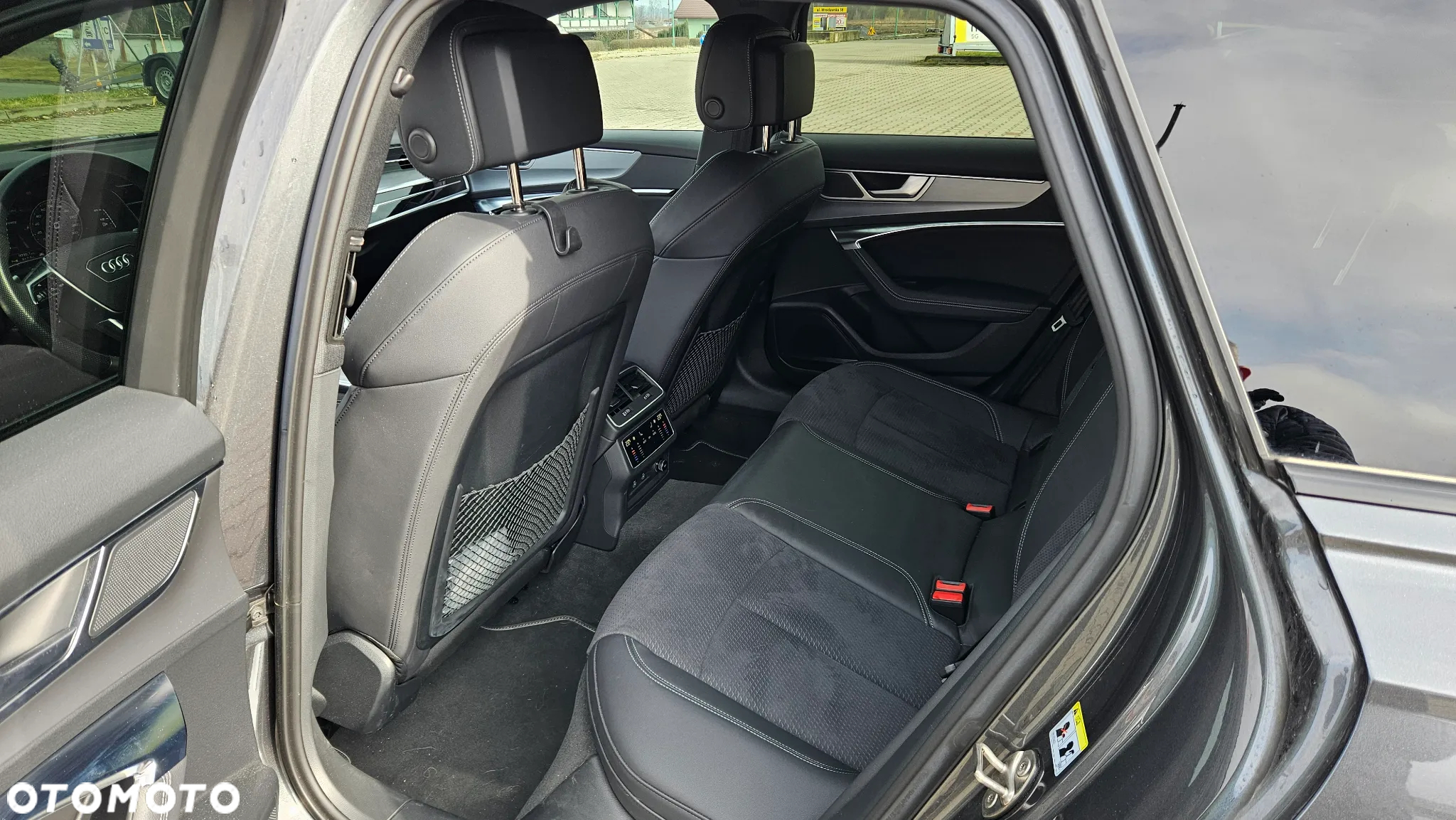 Audi A6 - 12