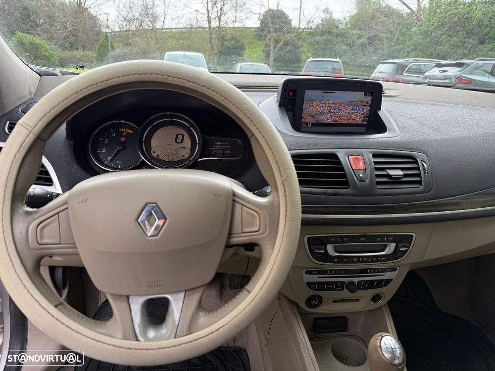 Renault Mégane 1.5 dCi Dynamique S - 6