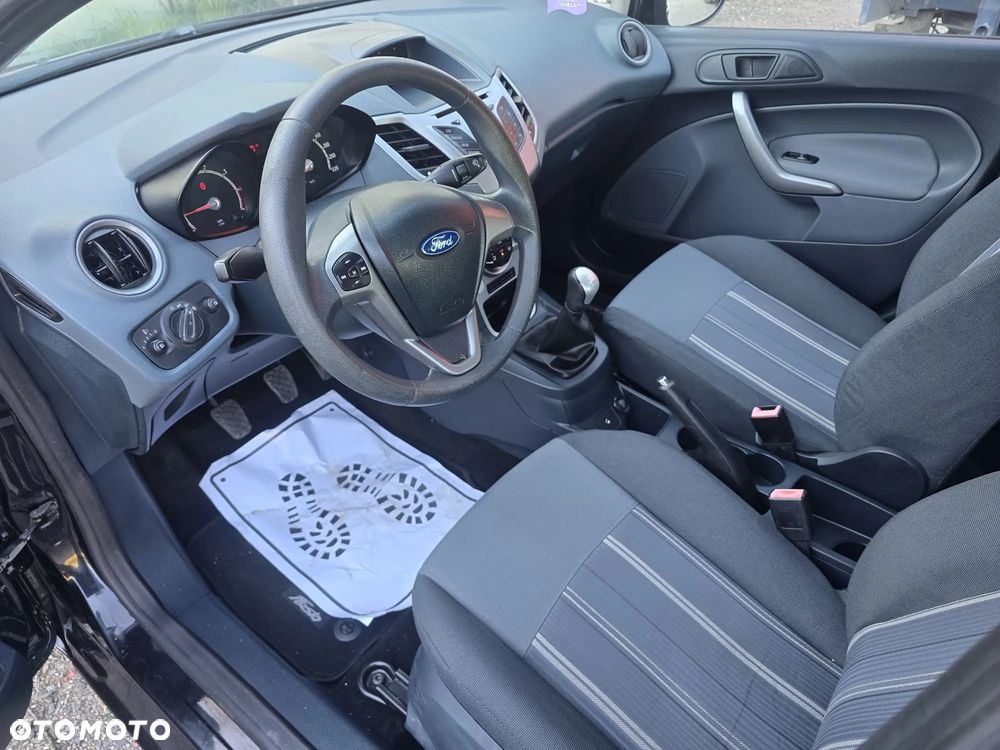Ford Fiesta 1.25 Trend - 19