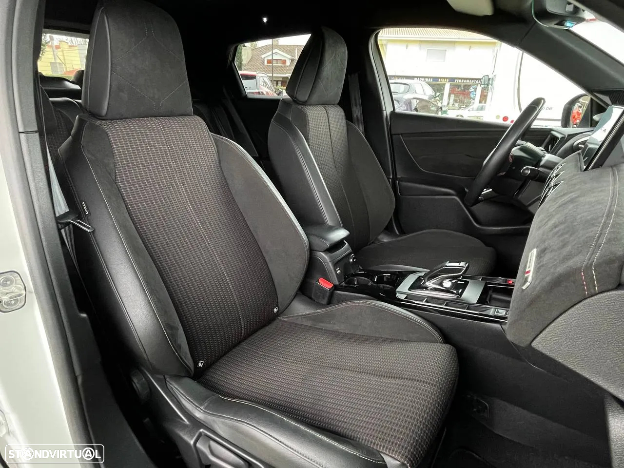 DS DS3 Crossback E-TENSE PERFORMANCE LINE + - 6