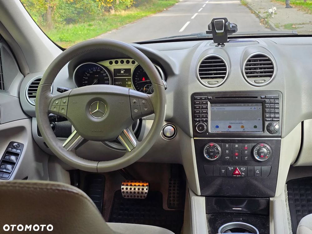 Mercedes-Benz ML 320 CDI 4Matic 7G-TRONIC - 26