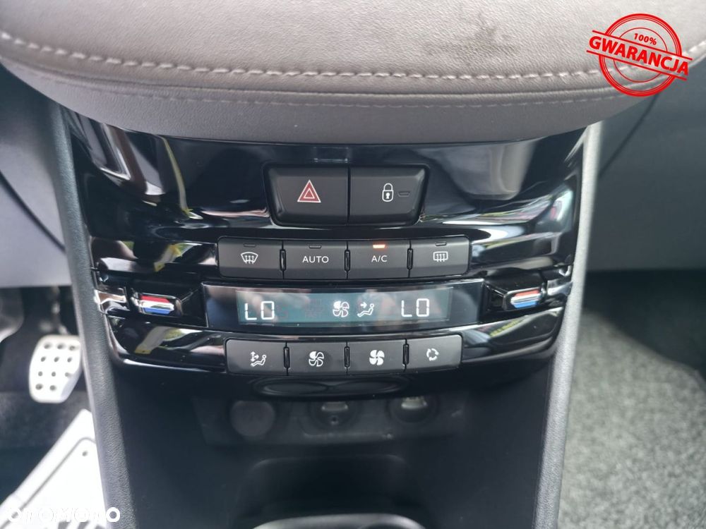 Peugeot 2008 - 30