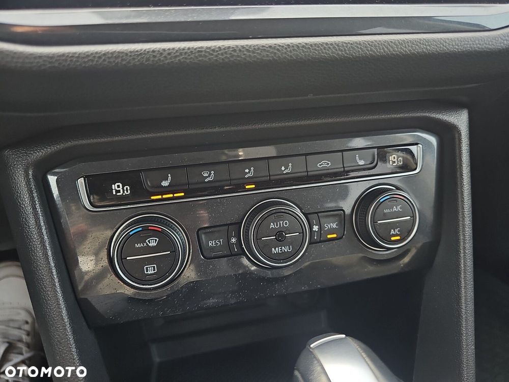 Volkswagen Tiguan Allspace 2.0 TDI 4Mot SCR Comfortline DSG 7os - 28