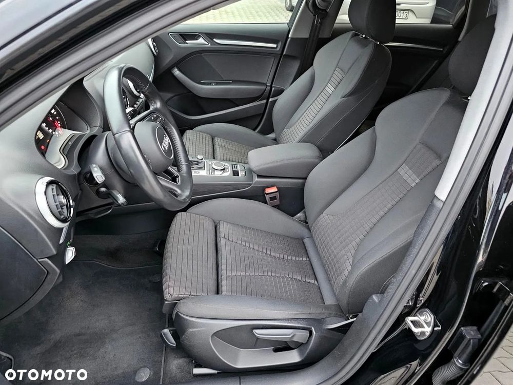 Audi A3 Sportback - 23