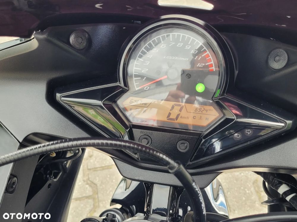 Honda CBR - 23