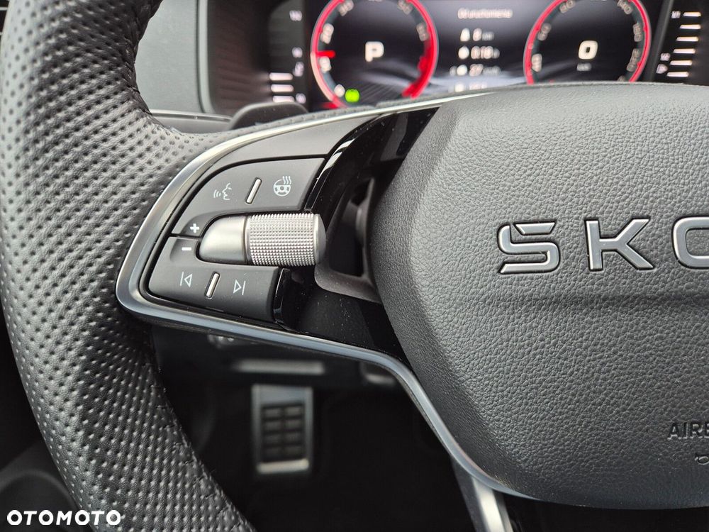 Skoda Karoq 1.5 TSI ACT Sportline DSG - 34