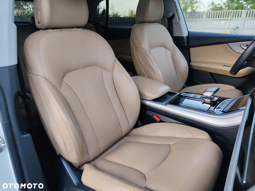 Audi Q8 50 TDI mHEV Quattro Black Edition Tiptronic - 27