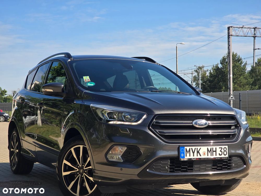 Ford Kuga 2.0 TDCi 4x4 ST-Line - 4