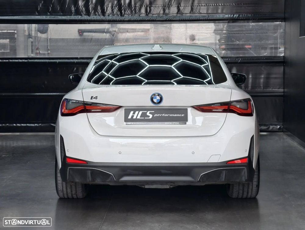 BMW i4 eDrive40 - 11