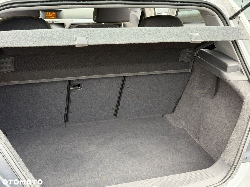 Opel Astra - 29