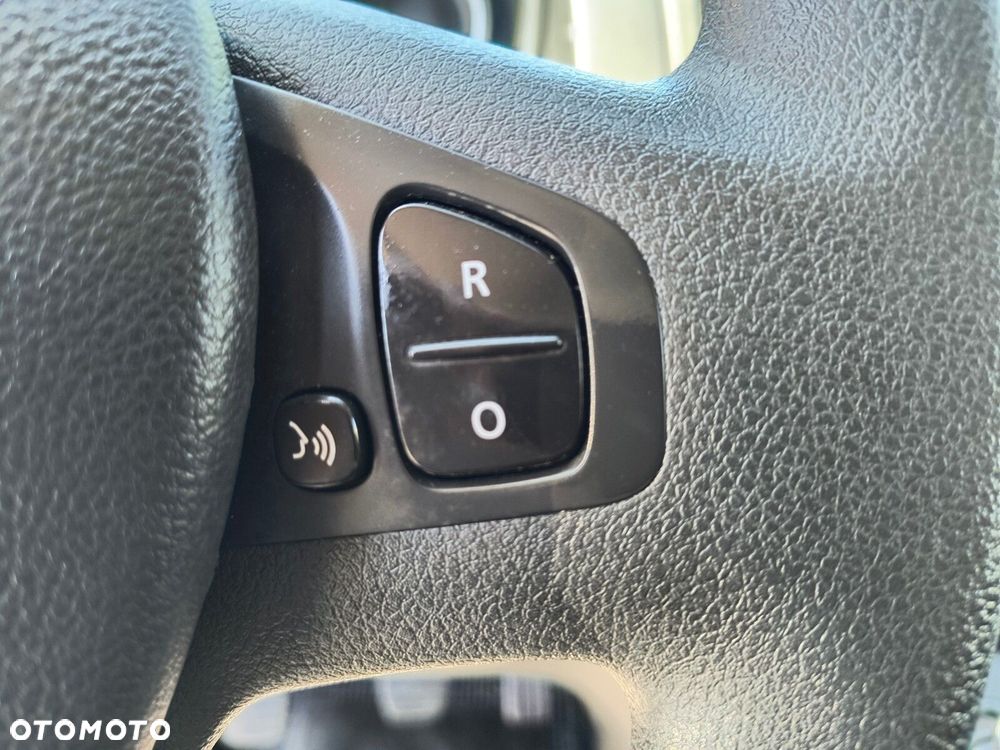 Opel Vivaro - 22