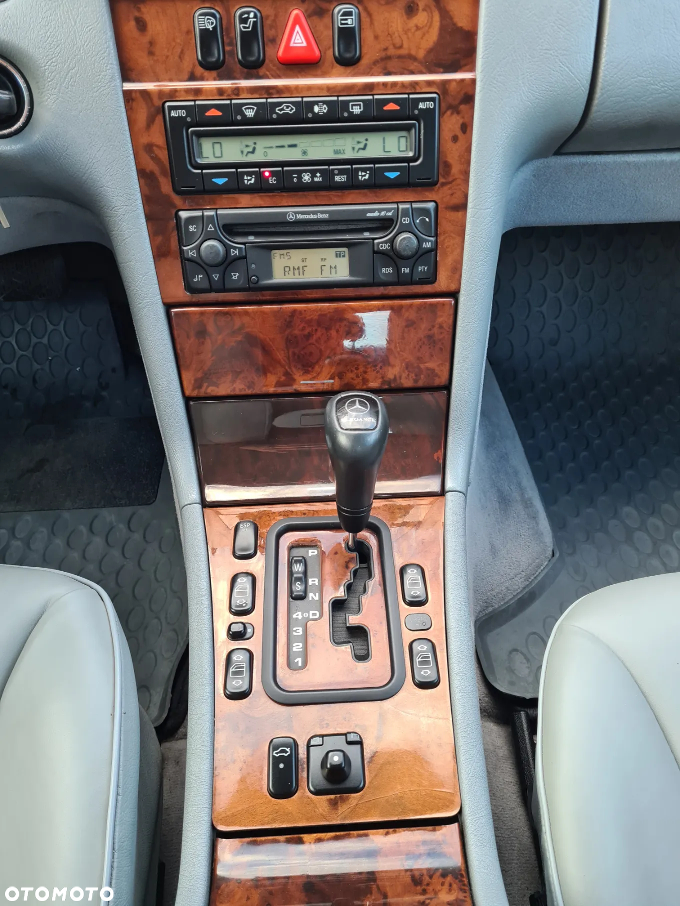 Mercedes-Benz Klasa E 320 4 Matic Elegance - 6