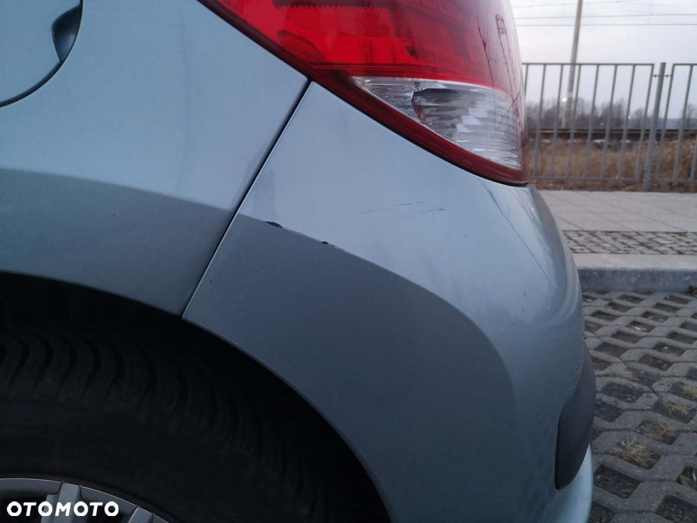 Peugeot 207 95 VTi Urban Style - 12