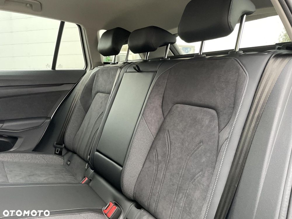 Volkswagen Golf - 18
