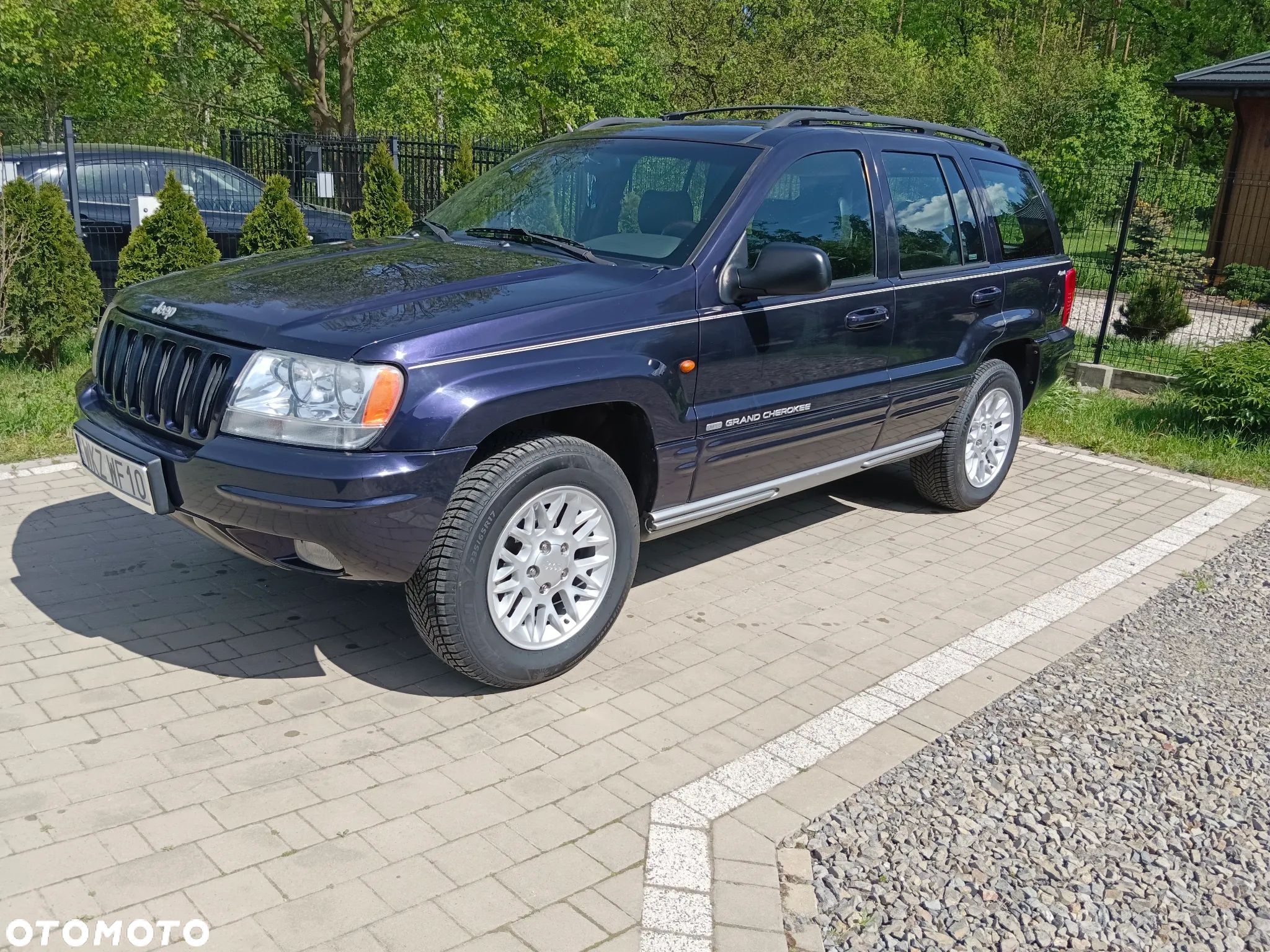 Jeep Grand Cherokee 4.0 Laredo - 1