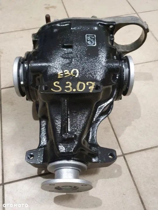 BMW MOST DYFER SZPera e30 3.07 radom - 1