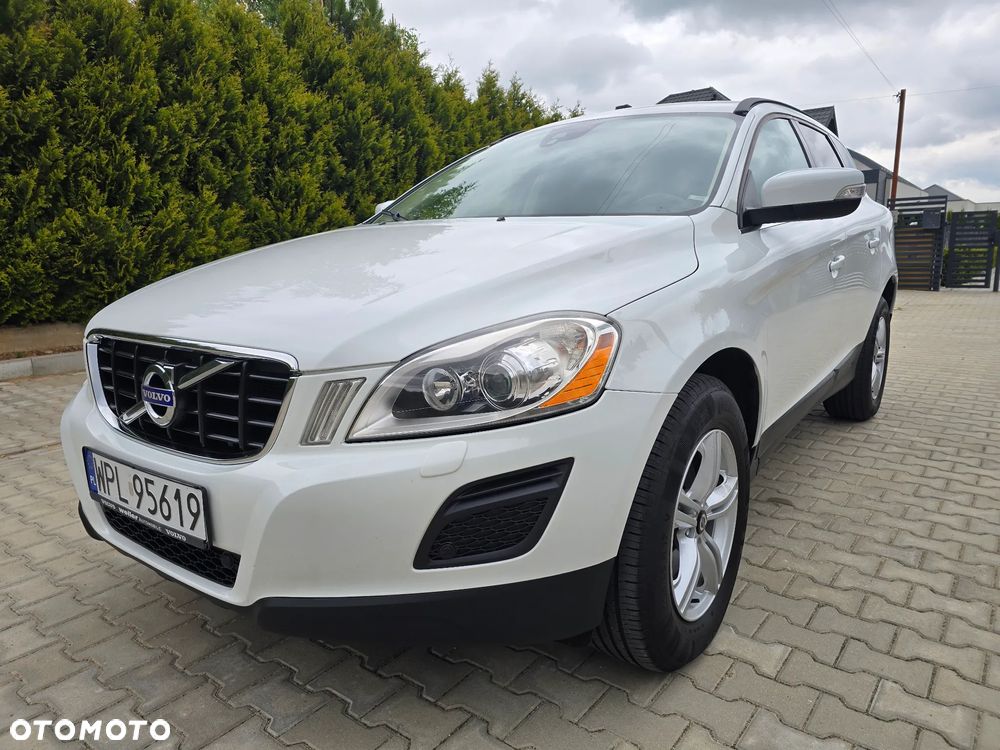 Volvo XC 60 D3 Momentum - 12