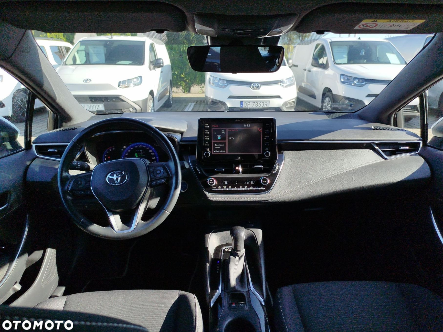 Toyota Corolla - 12