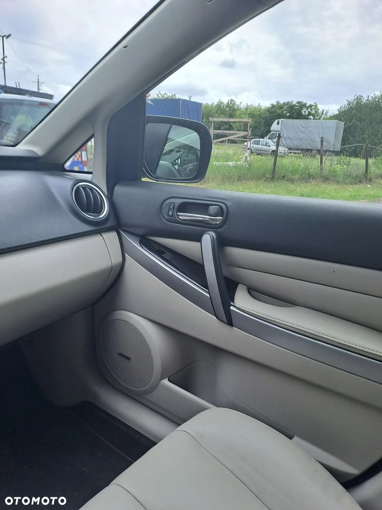 Mazda CX-7 2.2 CD Exclusive + - 7