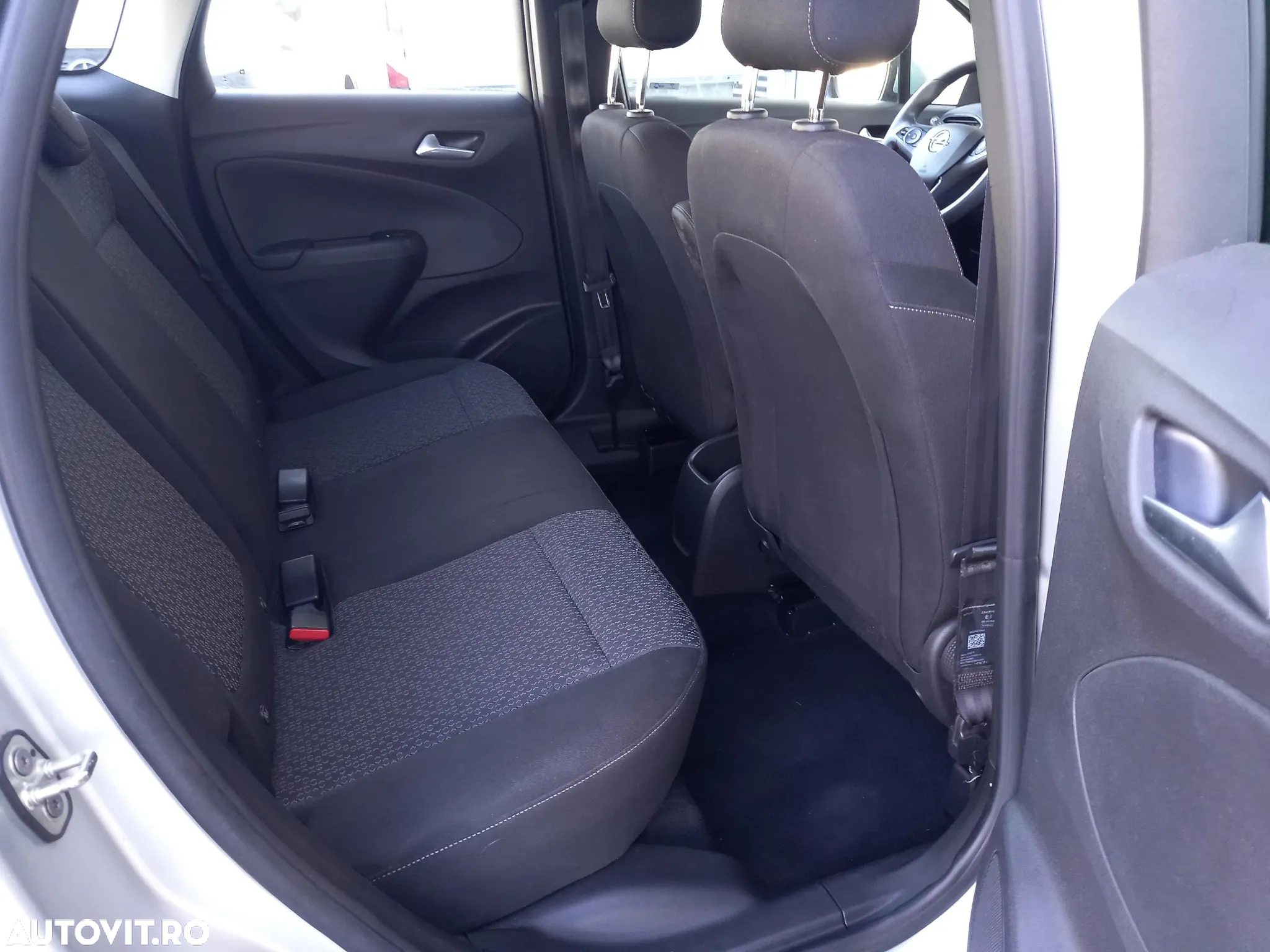 Opel Crossland - 14