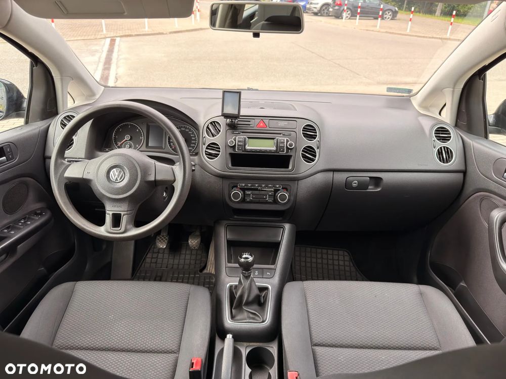 Volkswagen Golf - 26