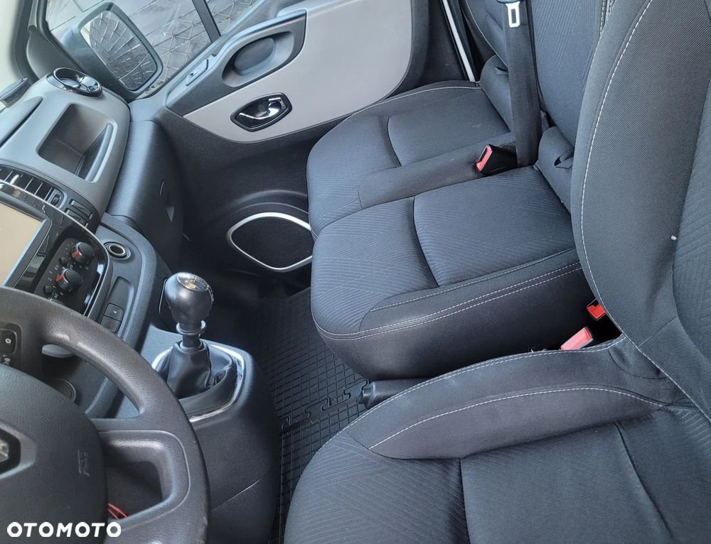 Renault Trafic - 6