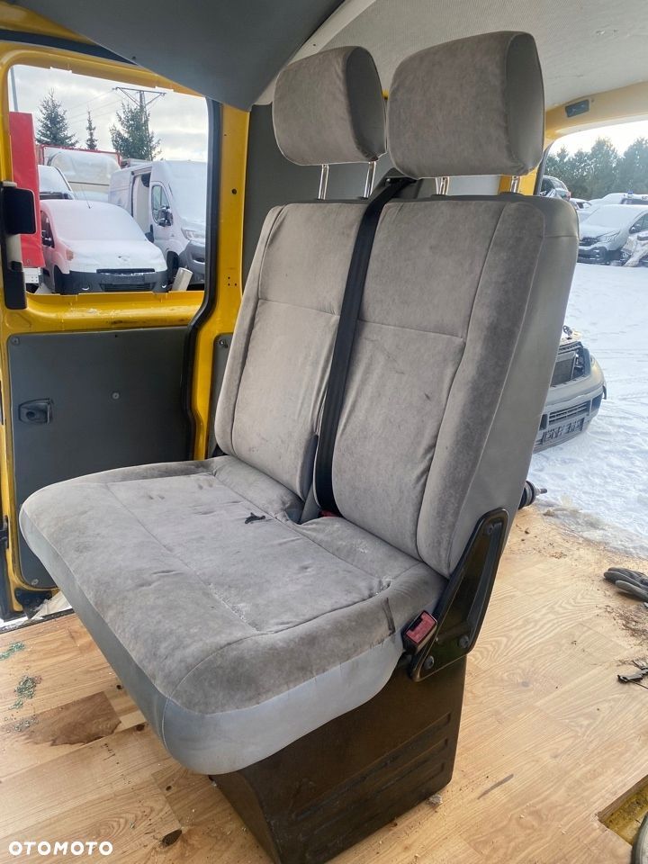 VW T5 LIFT 2,0 TDI 10-14r kanapa 2os - 4