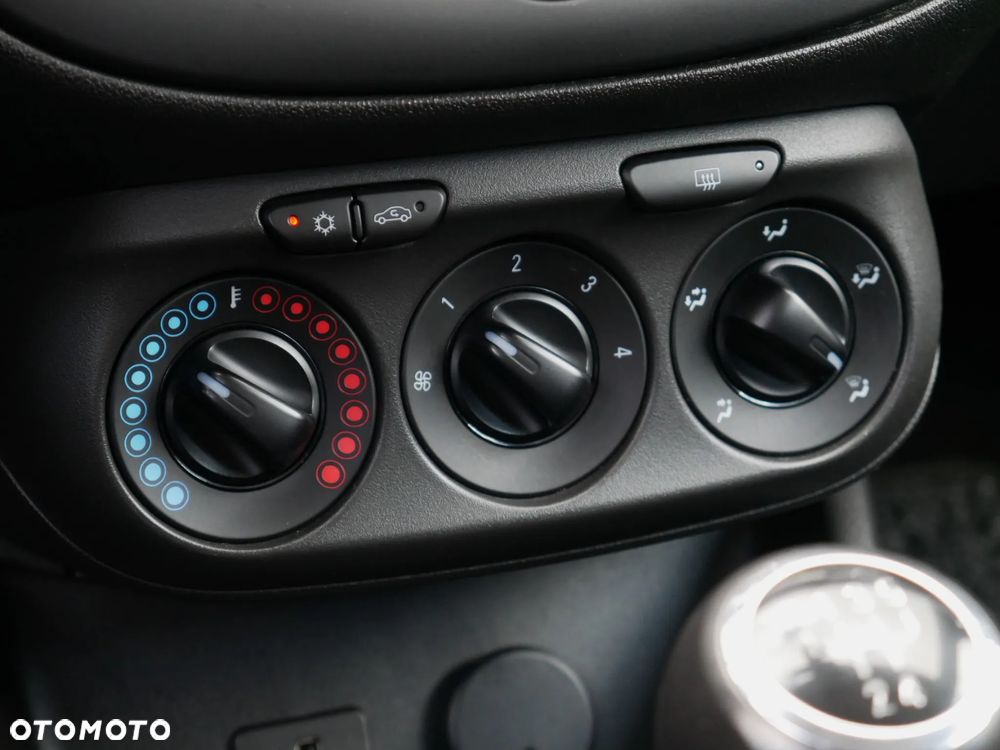 Opel Corsa 1.2 Active - 33