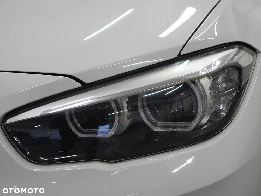 BMW Seria 1 118d xDrive - 13