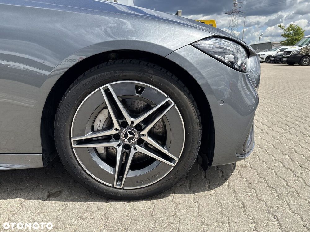 Mercedes-Benz Klasa C 180 mHEV AMG - 10