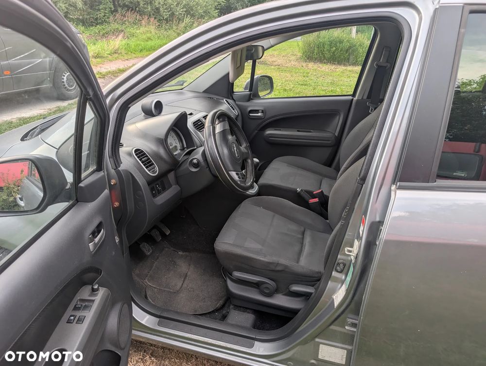 Opel Agila - 8