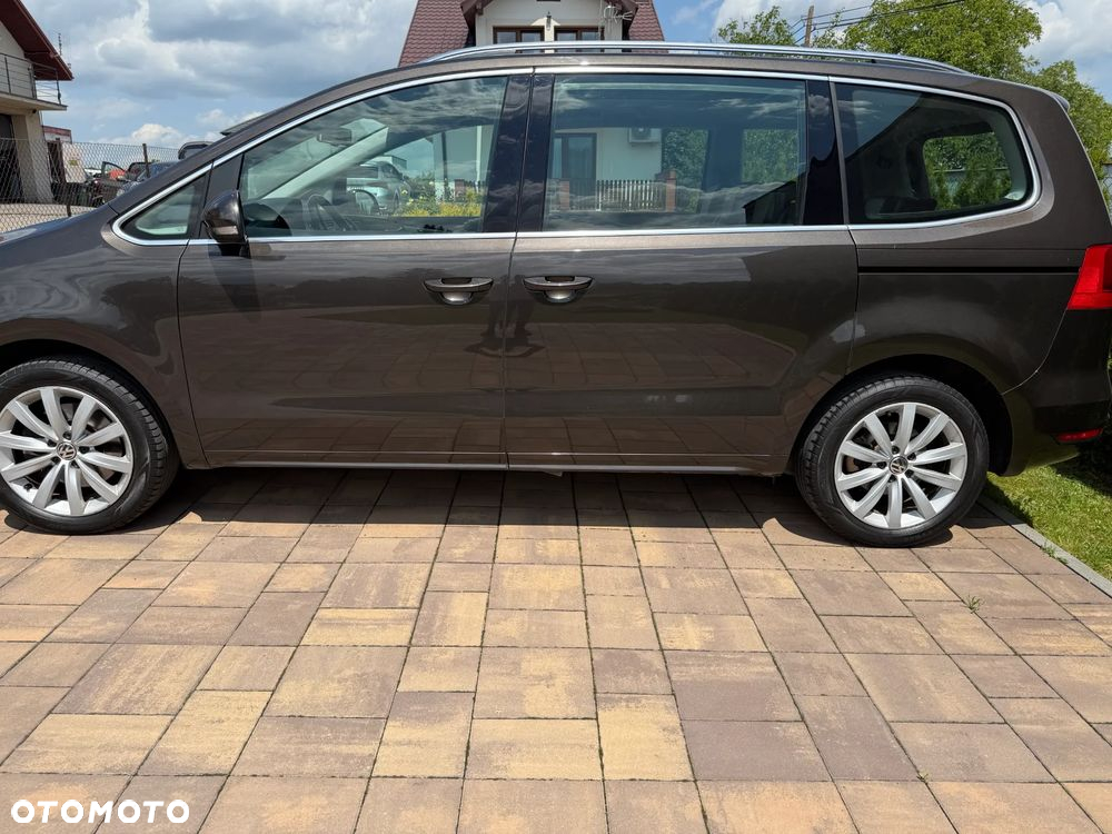 Volkswagen Sharan 2.0 TDI Highline DSG - 10
