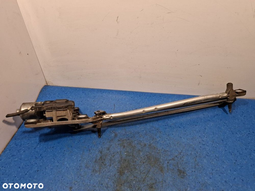 VOLVO V50 MECHANIZM SILNICZEK WYCIERACZEK PRZÓD 0390241924 D 4204 T - 11