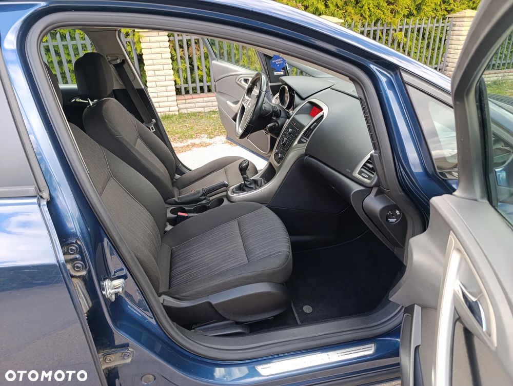 Opel Astra 1.6 Color Edition - 19